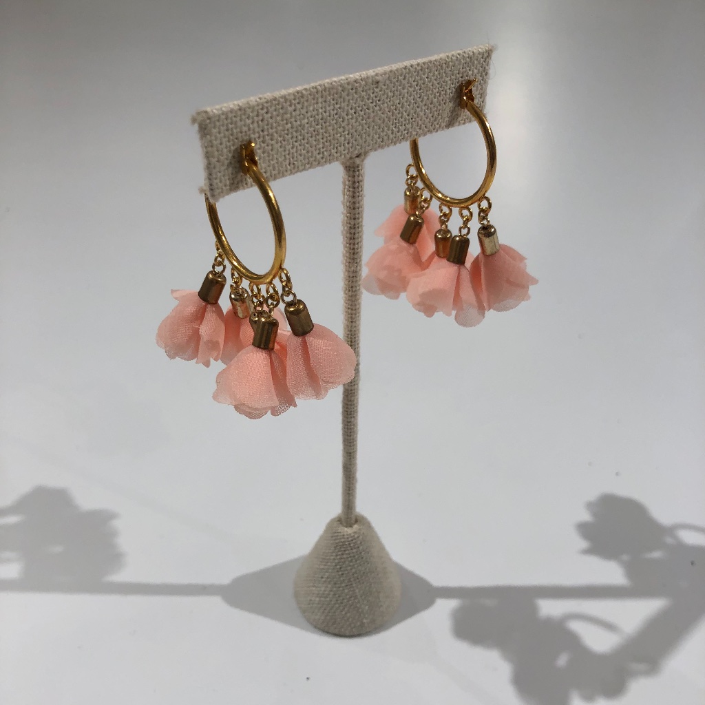 Small Lilly Earrings